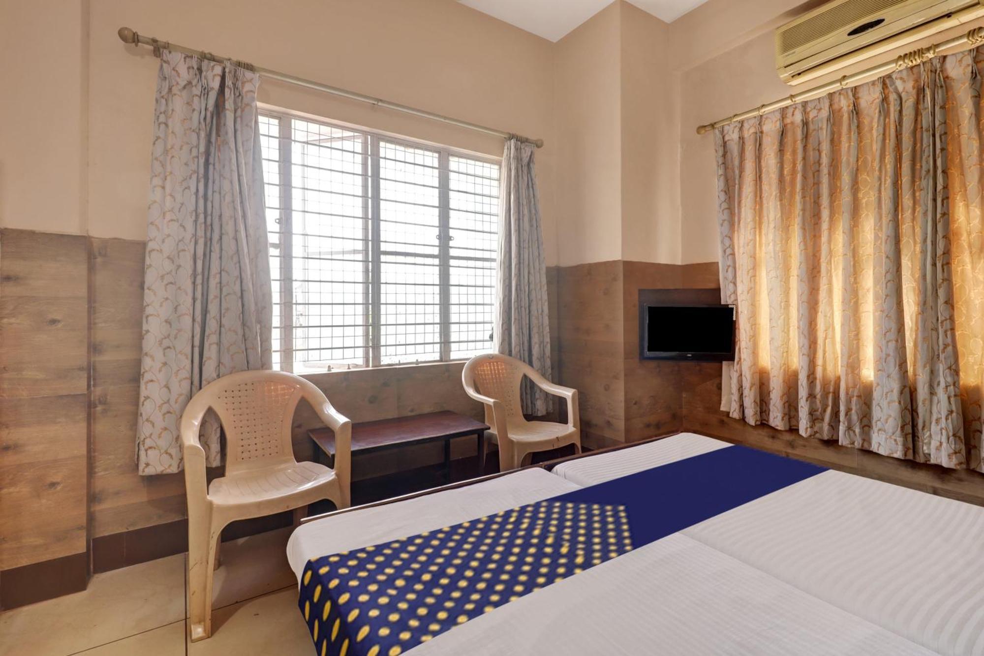 Spot On Ganga Yatri Nivas Hotel Gundlupet Exterior foto